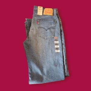 BRAND NEW with tags LEVI’s